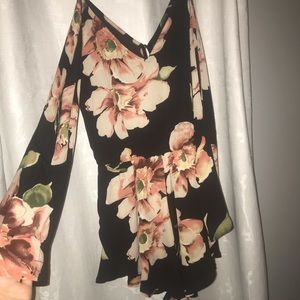 L’atiste floral romper size S